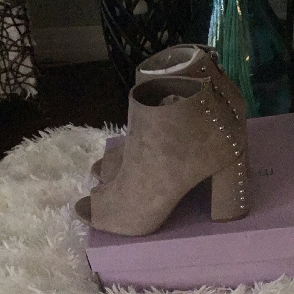 Peep toe Bootie - Picture 4 of 7